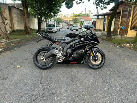 YAMAHA YZF R1 